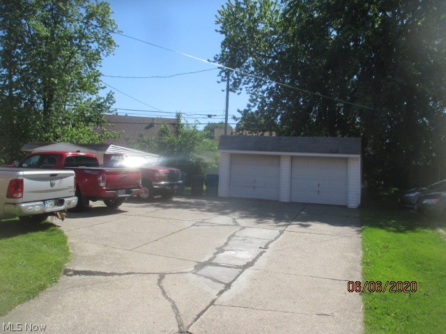 6109 Ridge Road Parma, OH 44129 - Photo 2 of 11