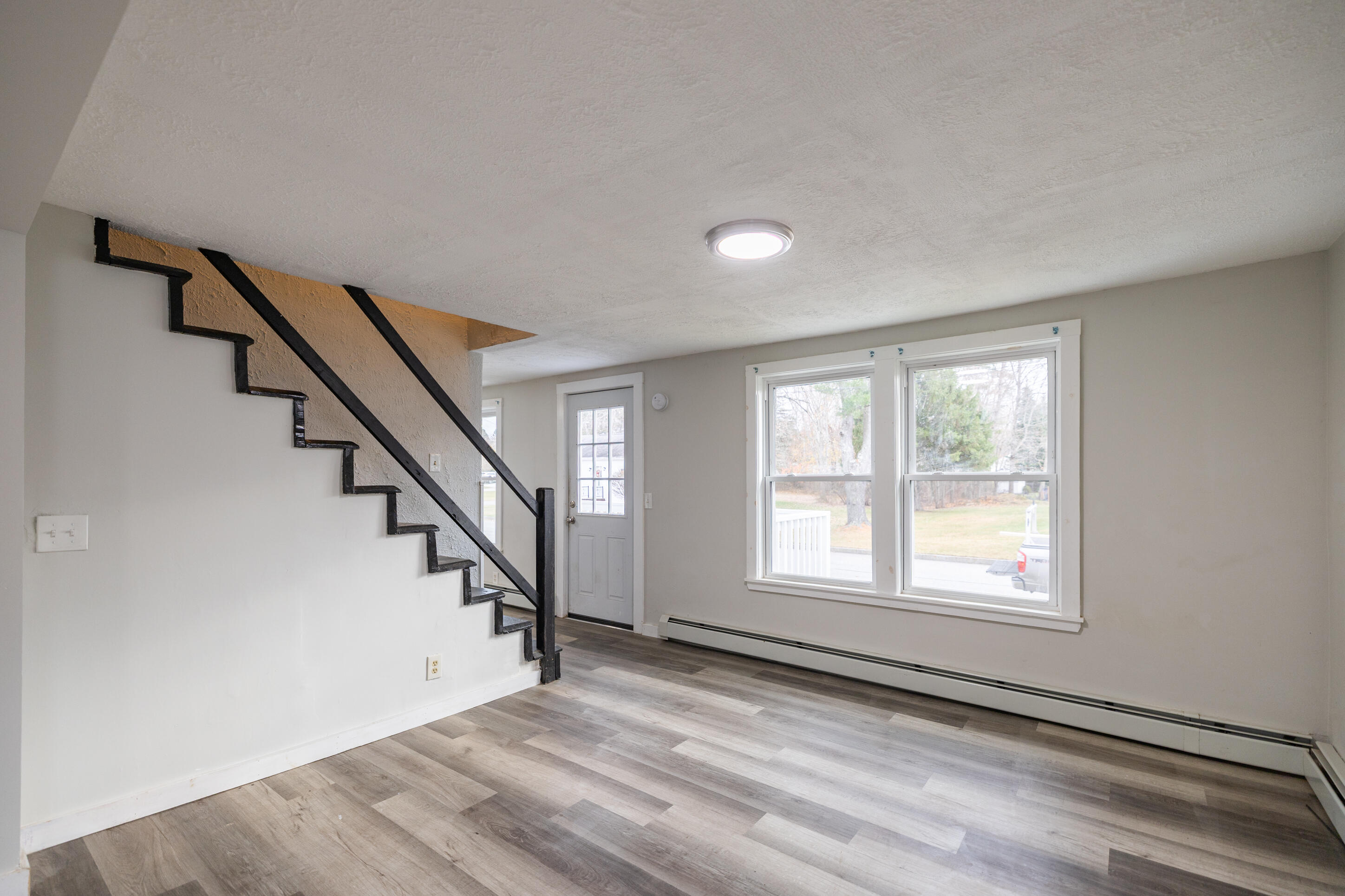 27 Flanders Street Auburn, ME 04210 - Photo 9 of 37 IMG_1804-HDR