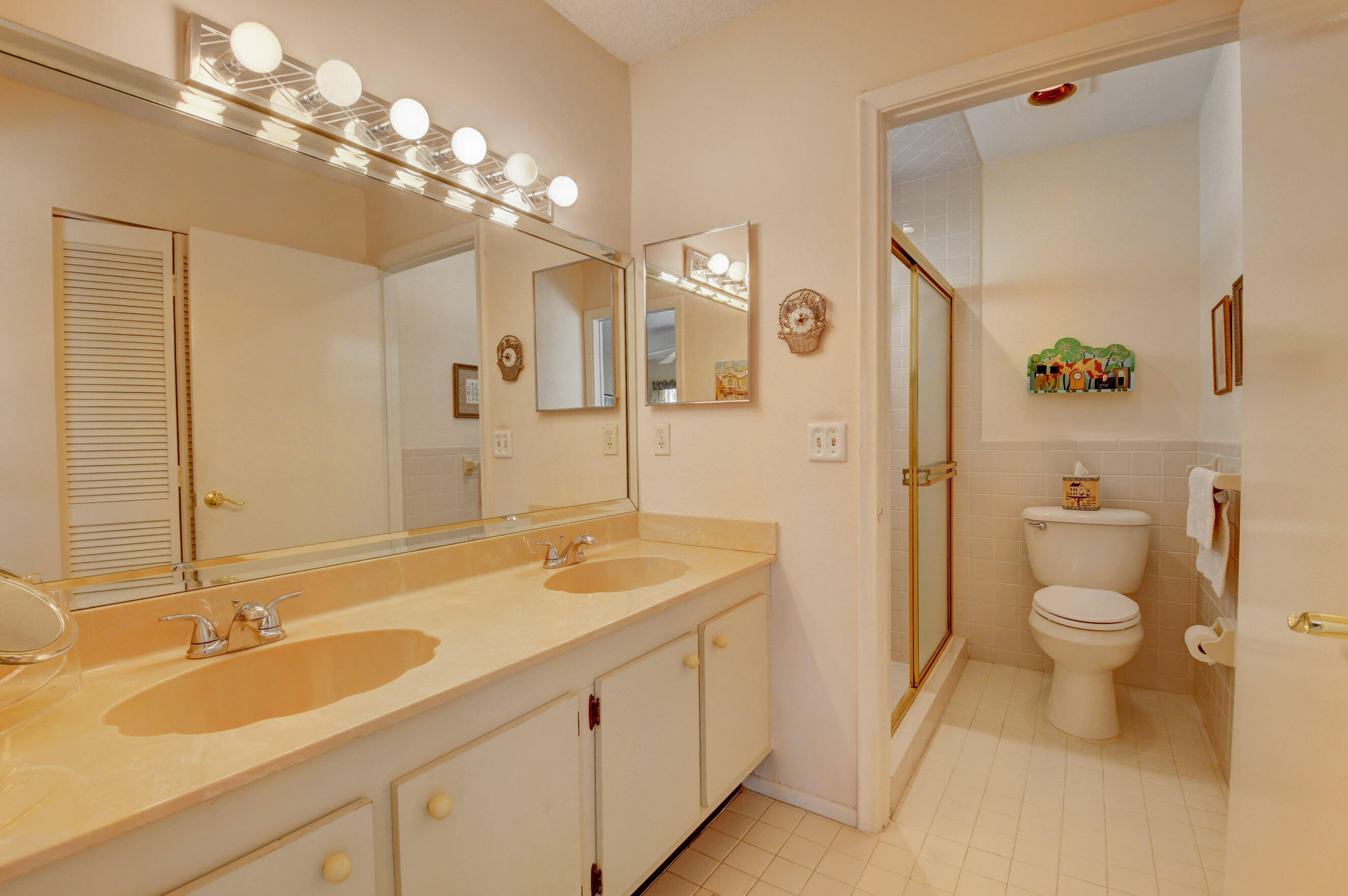 9124 Southwest 22nd Street, Unit A Boca Raton, FL 33428 - Photo 8 of 43 Master Bath