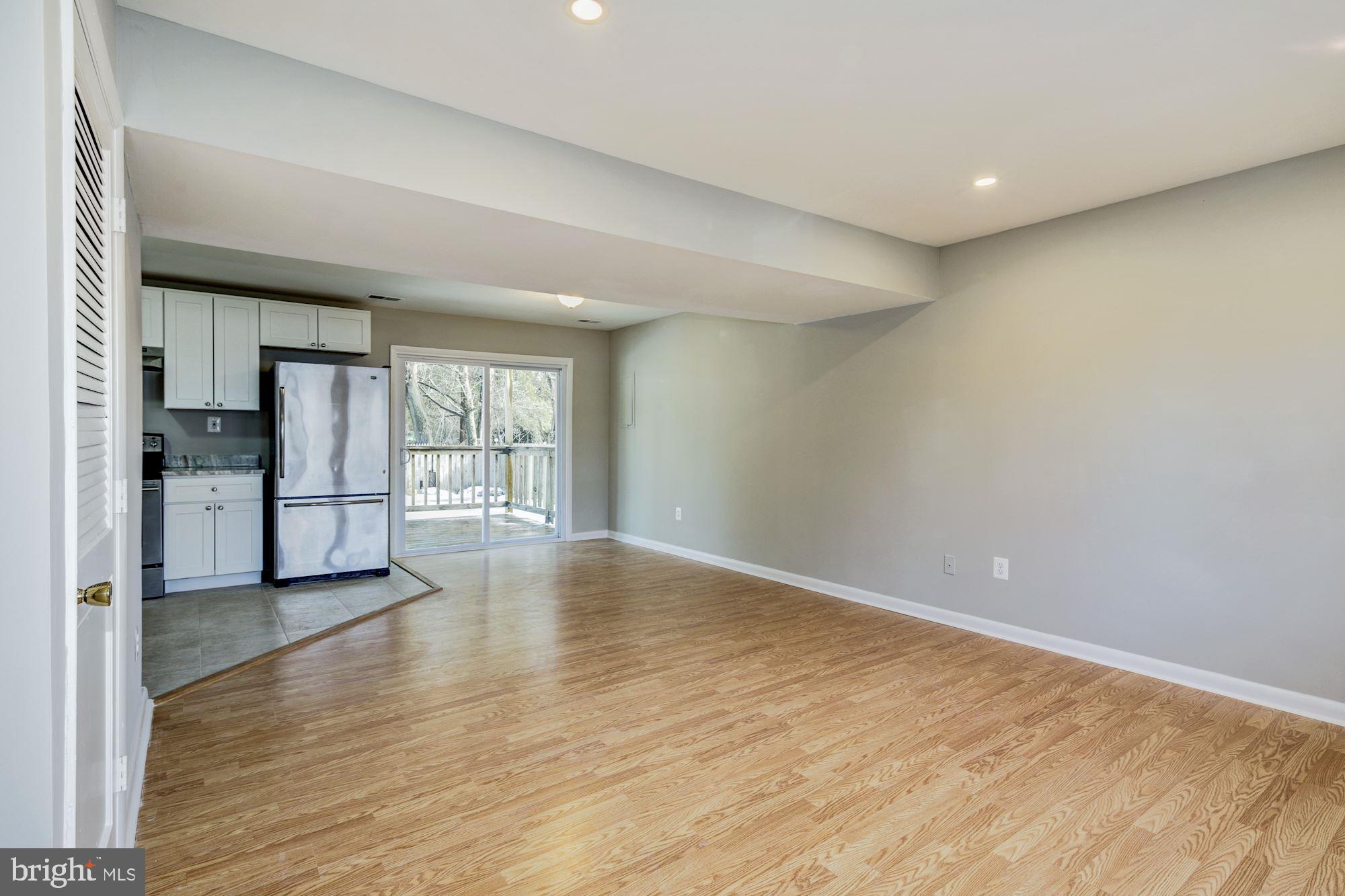 8914 Liberty Road Randallstown, MD 21133 - Photo 5 of 45 Living Room/Dinning room