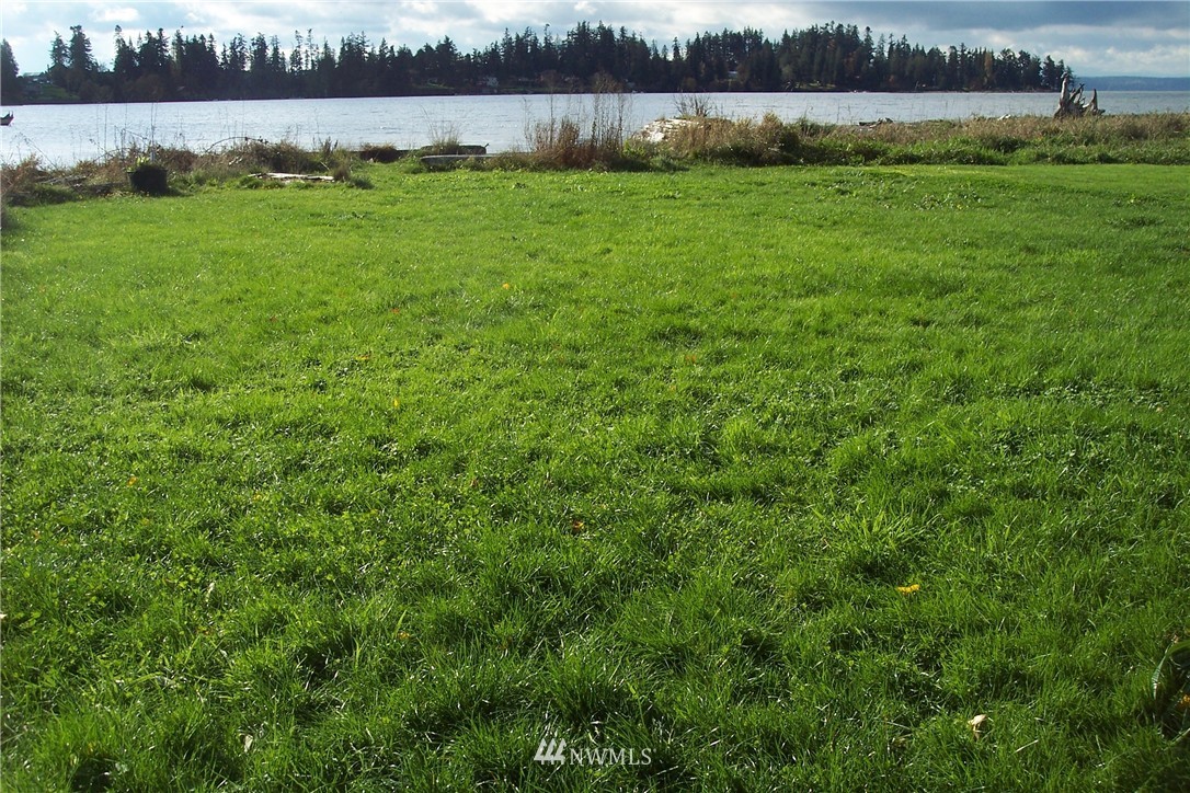 6820 Totem Beach Loop Road Marysville, WA 98271 - Photo 18 of 20 Gallery Image 18