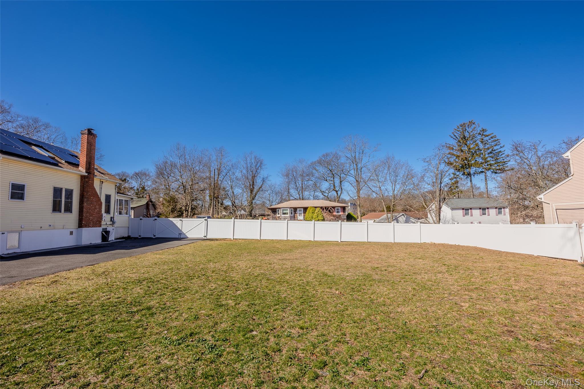 19 Milburn Road Sound Beach, NY 11789 - Photo 38 of 48