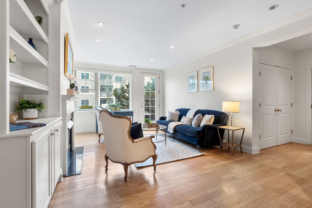 33 Intrepid Circle, Unit 108 Marblehead, MA 01945 - Photo 9 of 27 Gallery Image 9