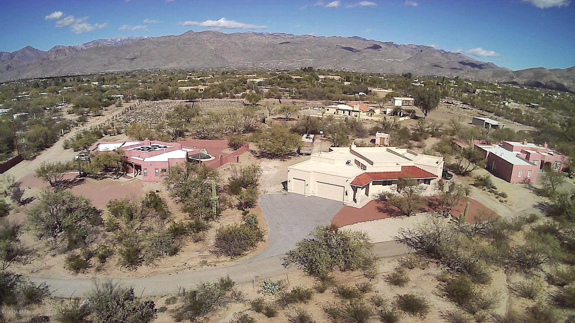 11553 East Tanque Verde Road Tucson, AZ 85749 - Photo 2 of 33