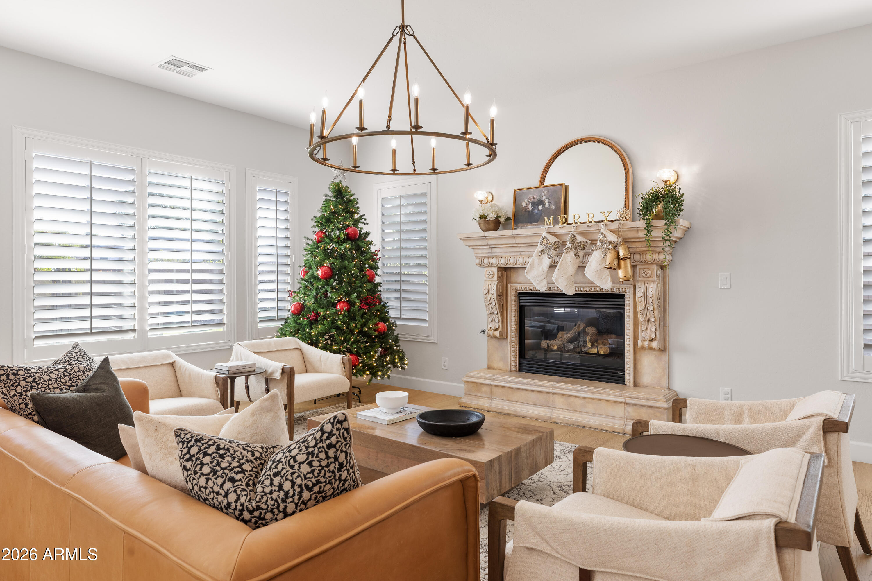 2517 South Constellation Way Gilbert, AZ 85295 - Photo 13 of 51 7D3A9029