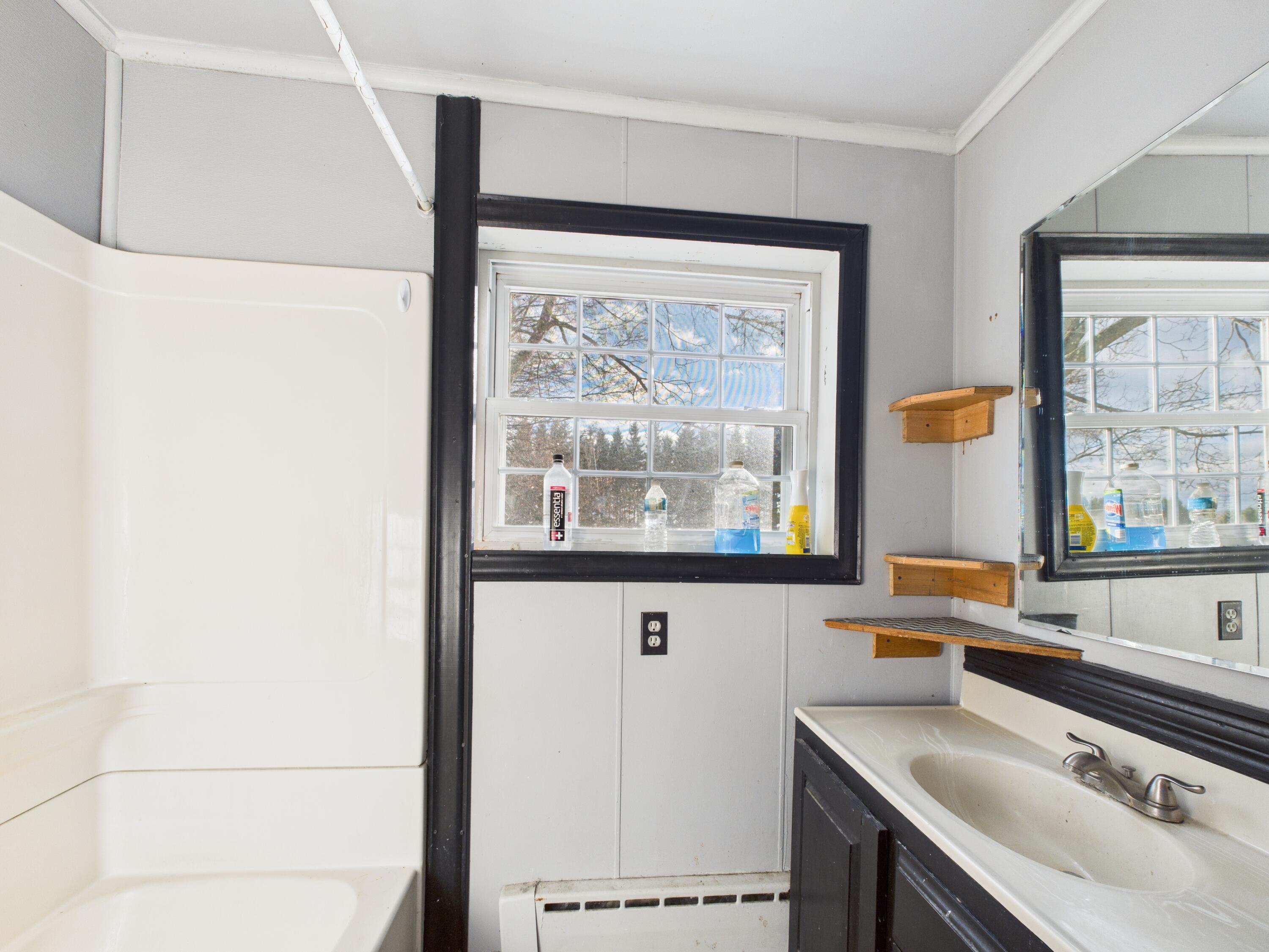 259 Old Washburn Road Caribou, ME 04736 - Photo 24 of 41 2nd Floor Bathroom