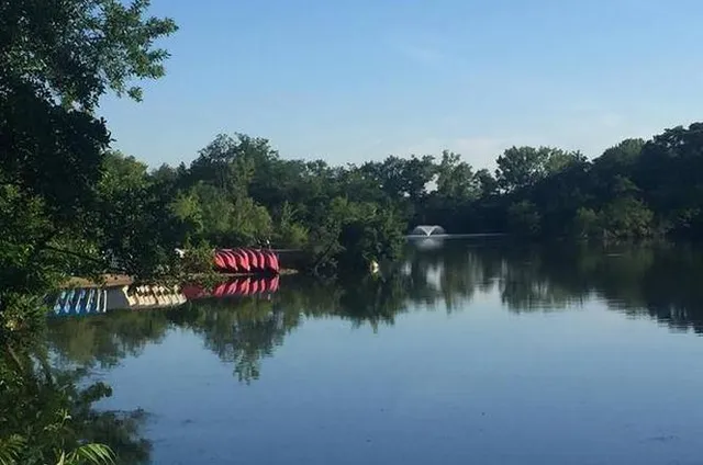 $210,000 | 5509 East Lake Drive, Unit C, Lisle, IL 60532