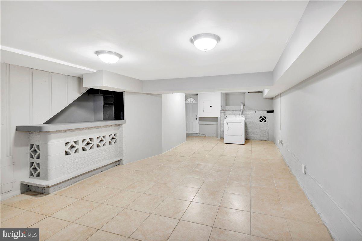 929 East 41st Street Baltimore, MD 21218 - Photo 15 of 18 a view of a storage & utility room