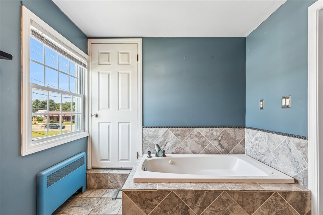 123 Scarborough Road Pawtucket, RI 02861 - Photo 13 of 21
