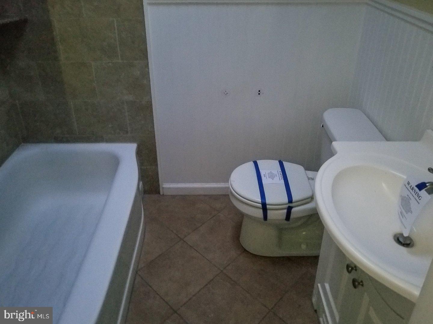 5347 Delmar Road Clifton Heights, PA 19018 - Photo 14 of 20 Bathroom