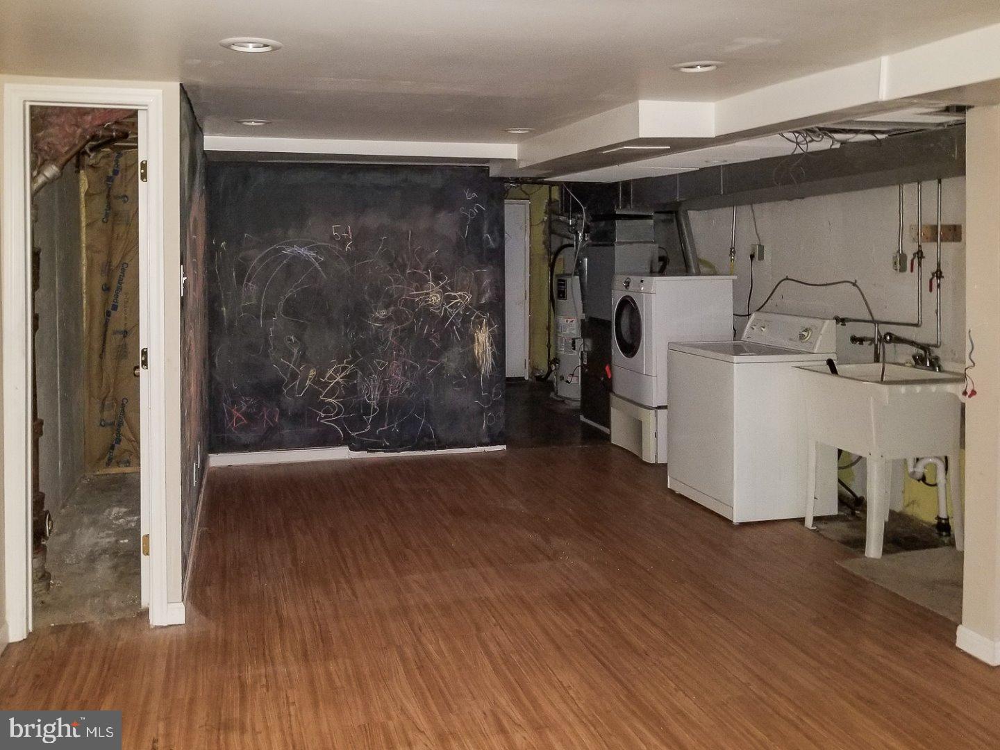 5347 Delmar Road Clifton Heights, PA 19018 - Photo 15 of 20 Basement - Finished
