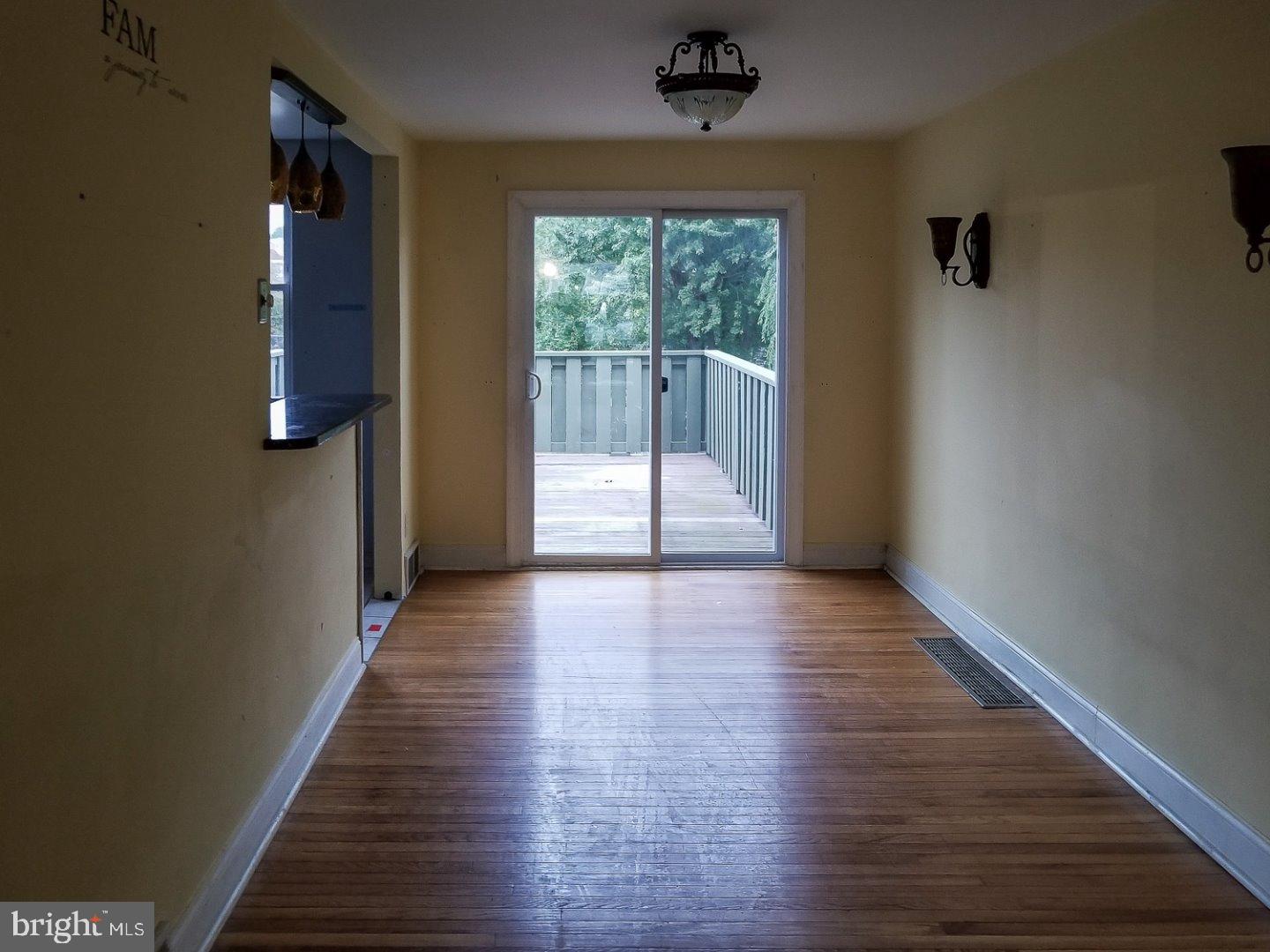 5347 Delmar Road Clifton Heights, PA 19018 - Photo 6 of 20 Dining Room
