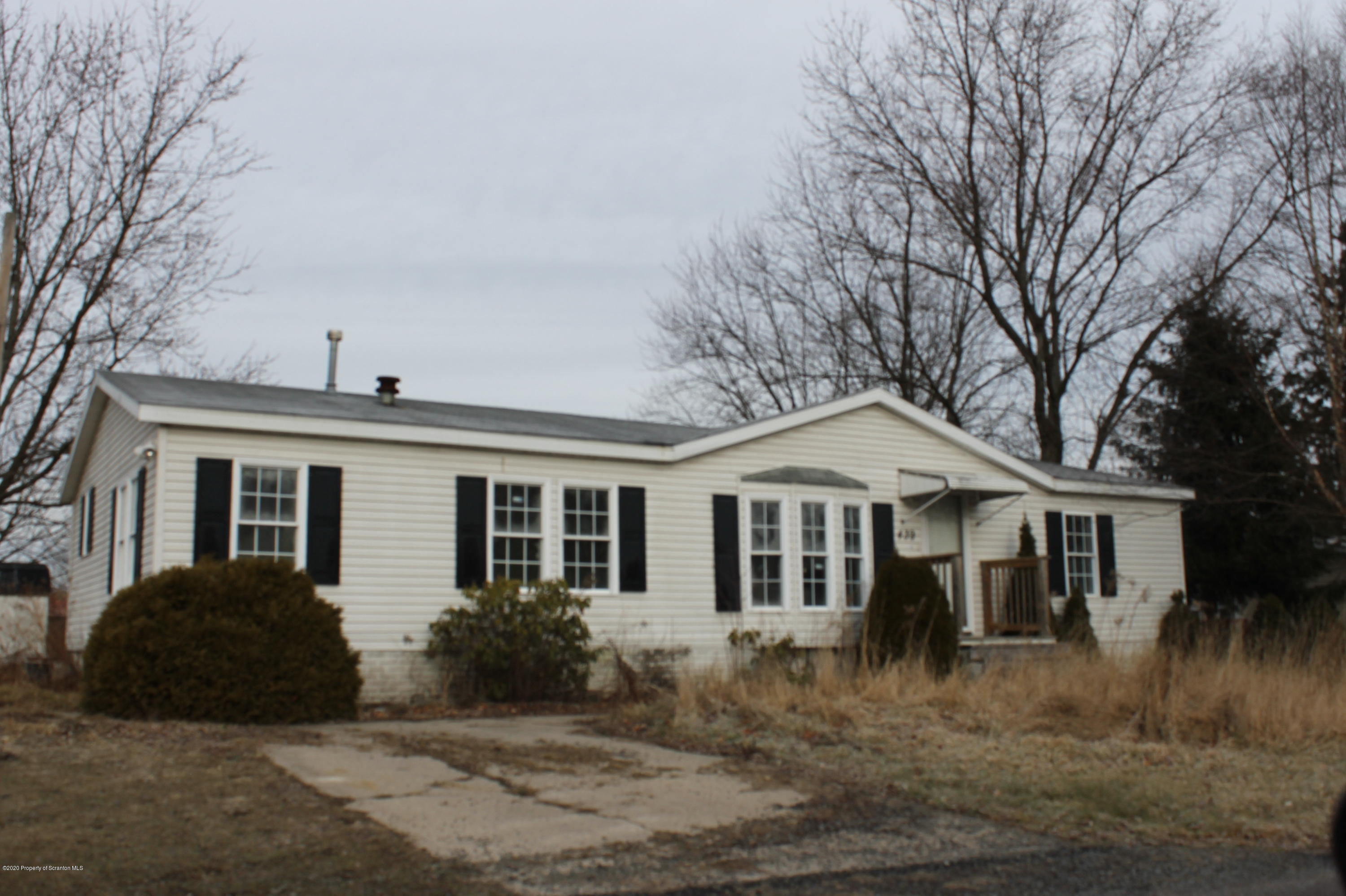 439 Cemetery Road Lake Ariel, PA 18436 - Photo 1 of 13 front