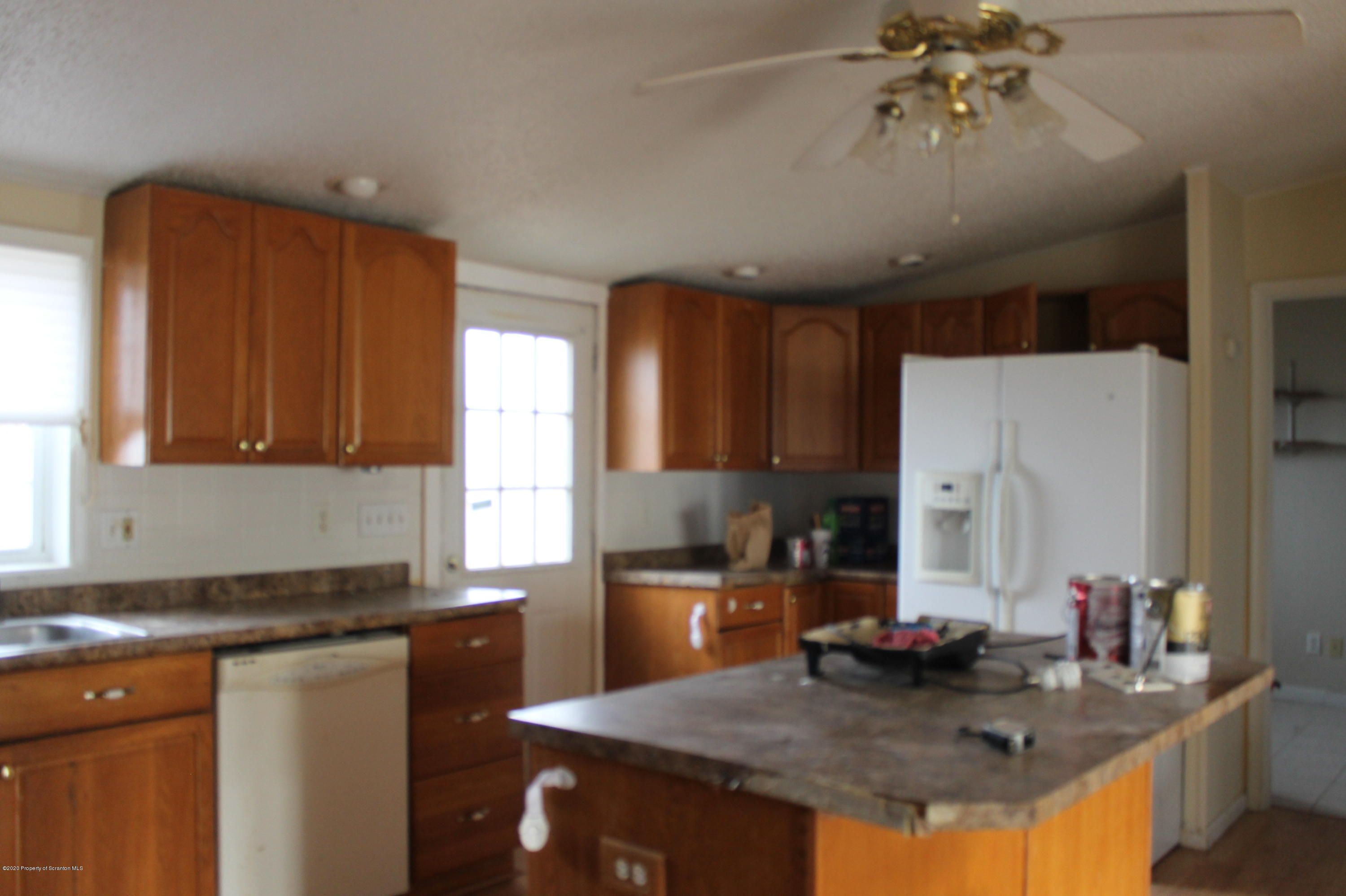 439 Cemetery Road Lake Ariel, PA 18436 - Photo 8 of 13 Kitchen