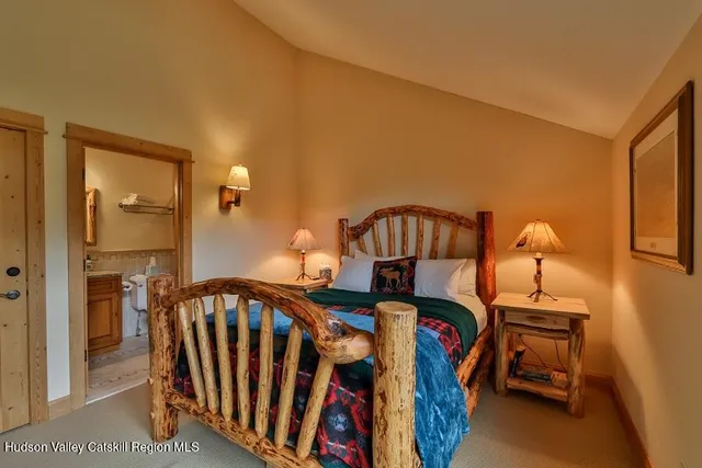 $3,895,000 | 6 White Way, Windham, NY 12496