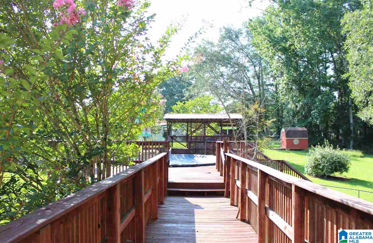 611 Roland Johnson Parkway Hanceville, AL 35077 - Photo 8 of 33