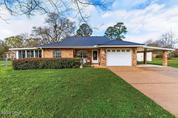 $244,900 | 5377 O B Knight Drive, Graceville, FL 32440