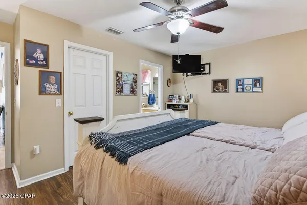 $244,900 | 5377 O B Knight Drive, Graceville, FL 32440