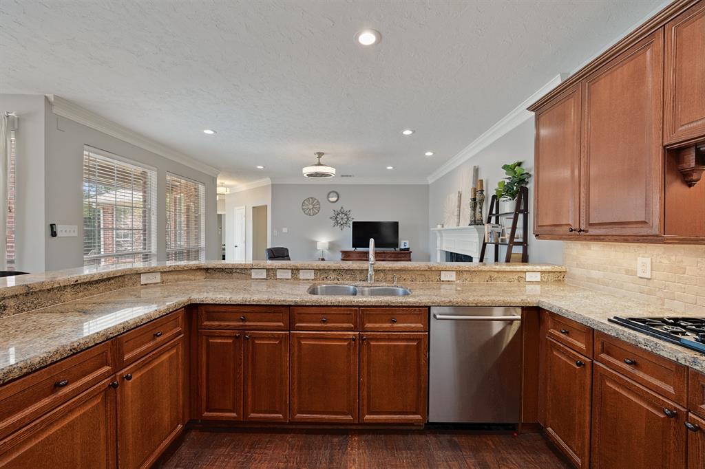 7507 Aberdon Road Dallas, TX 75252 - Photo 12 of 34