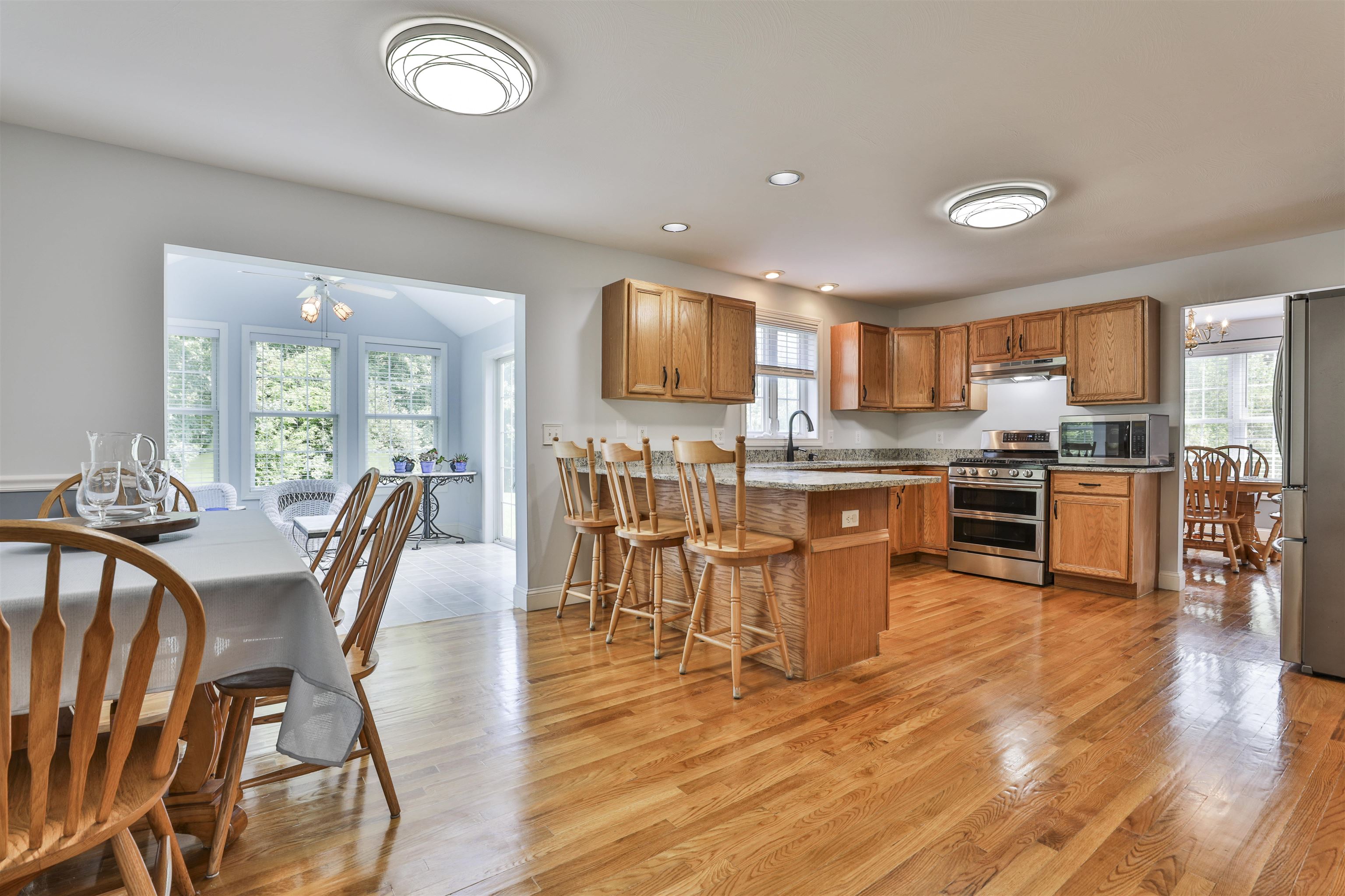 64 Parkhurst Road Merrimack, NH 03054 - Photo 8 of 35