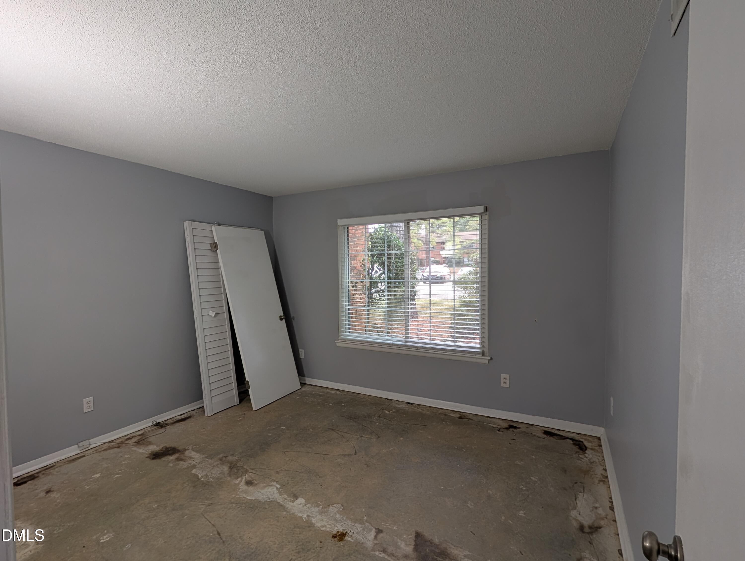 5800 Falls Of Neuse Road, Unit B Raleigh, NC 27609 - Photo 14 of 21 PXL_20250915_141658331