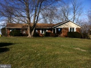 63 Walden Road Lebanon, PA 17042 - Photo 2 of 10 Gallery Image 2