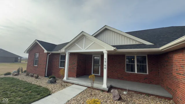 $399,900 | 1740 Bell Ford Drive East, Seymour, IN 47274