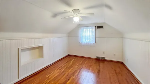 $259,900 | 17 West Oakwood Way, New Castle, PA 16105