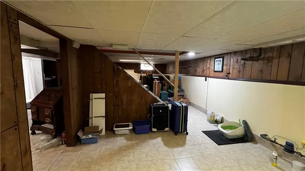 $259,900 | 17 West Oakwood Way, New Castle, PA 16105