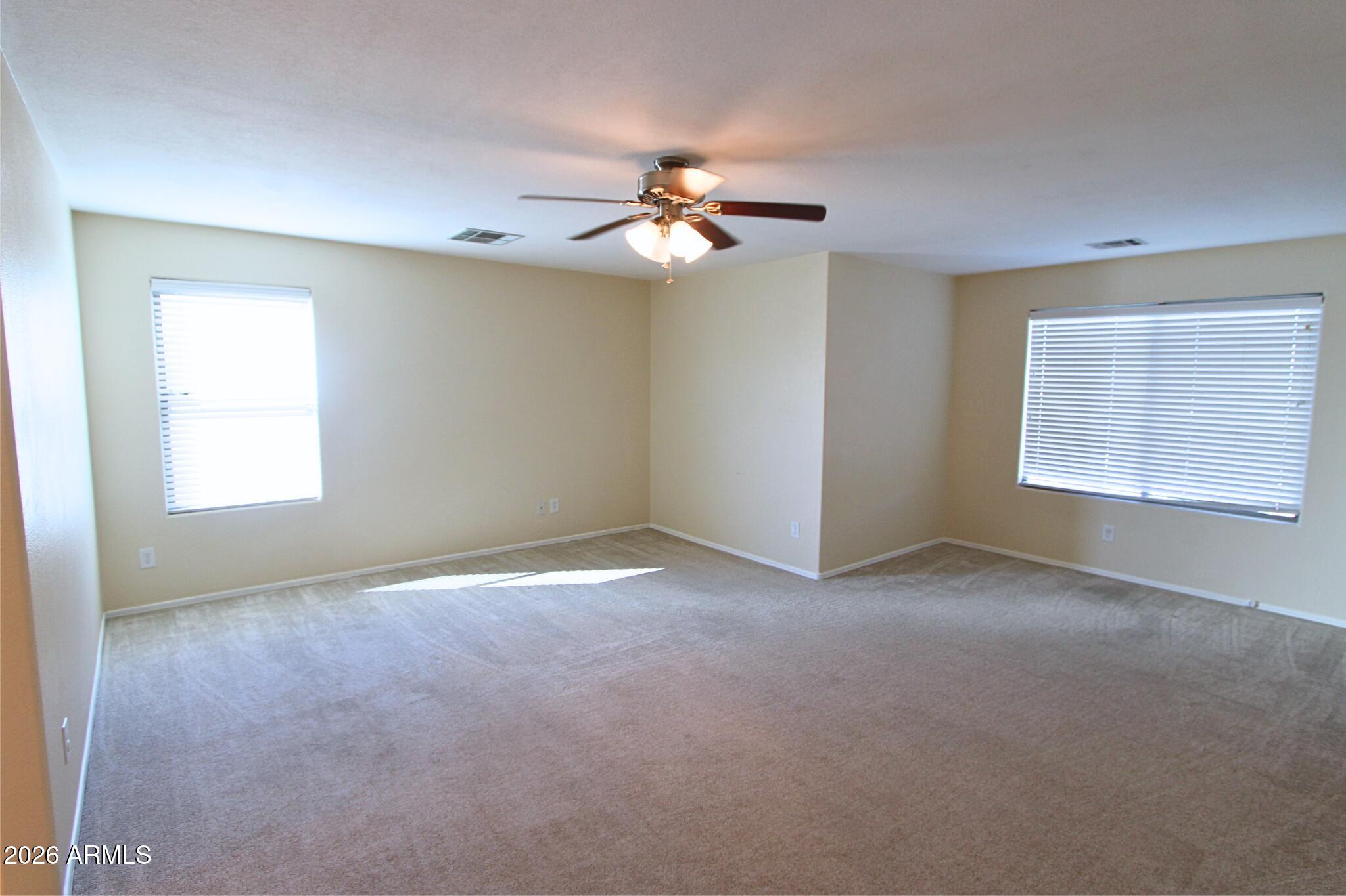 1250 South Palm Street Gilbert, AZ 85296 - Photo 26 of 33 26