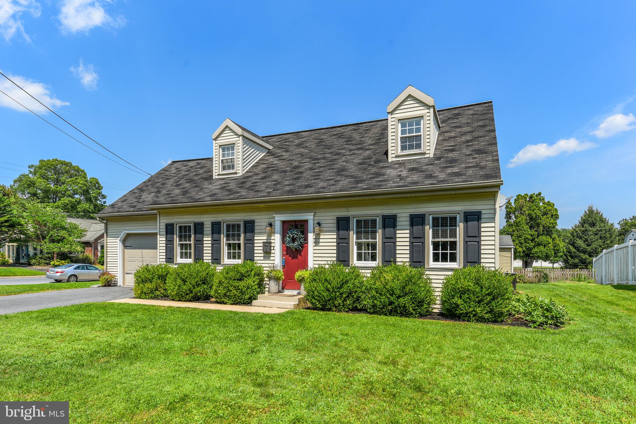 Welcome Home to 18 N New St, Lititz!