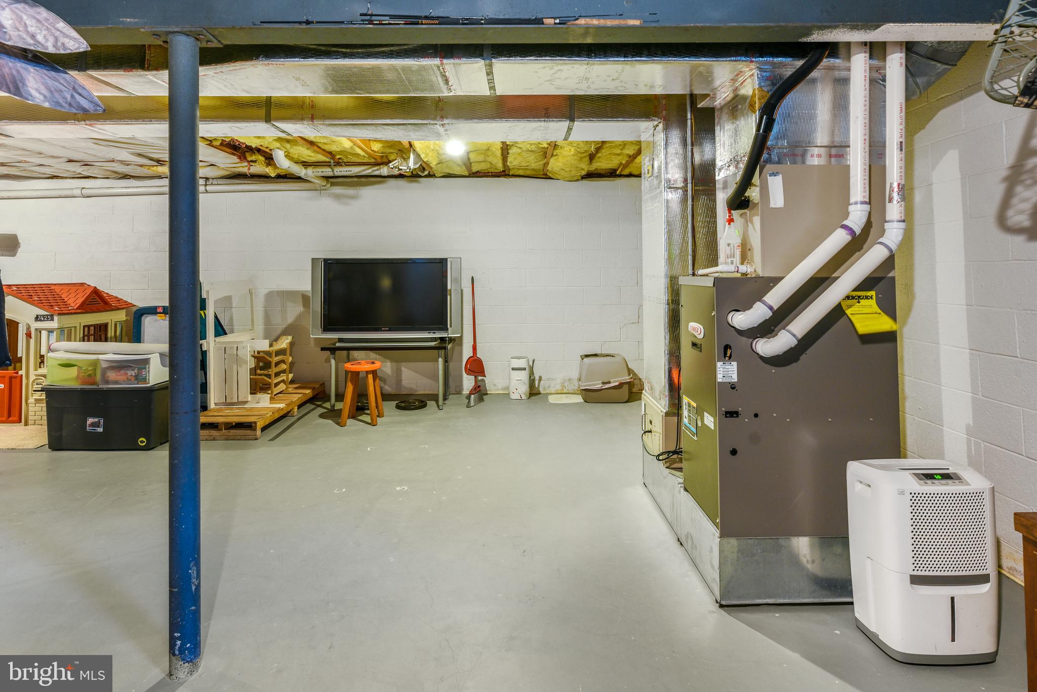 18 North New Street Lititz, PA 17543 - Photo 16 of 28 Full basement