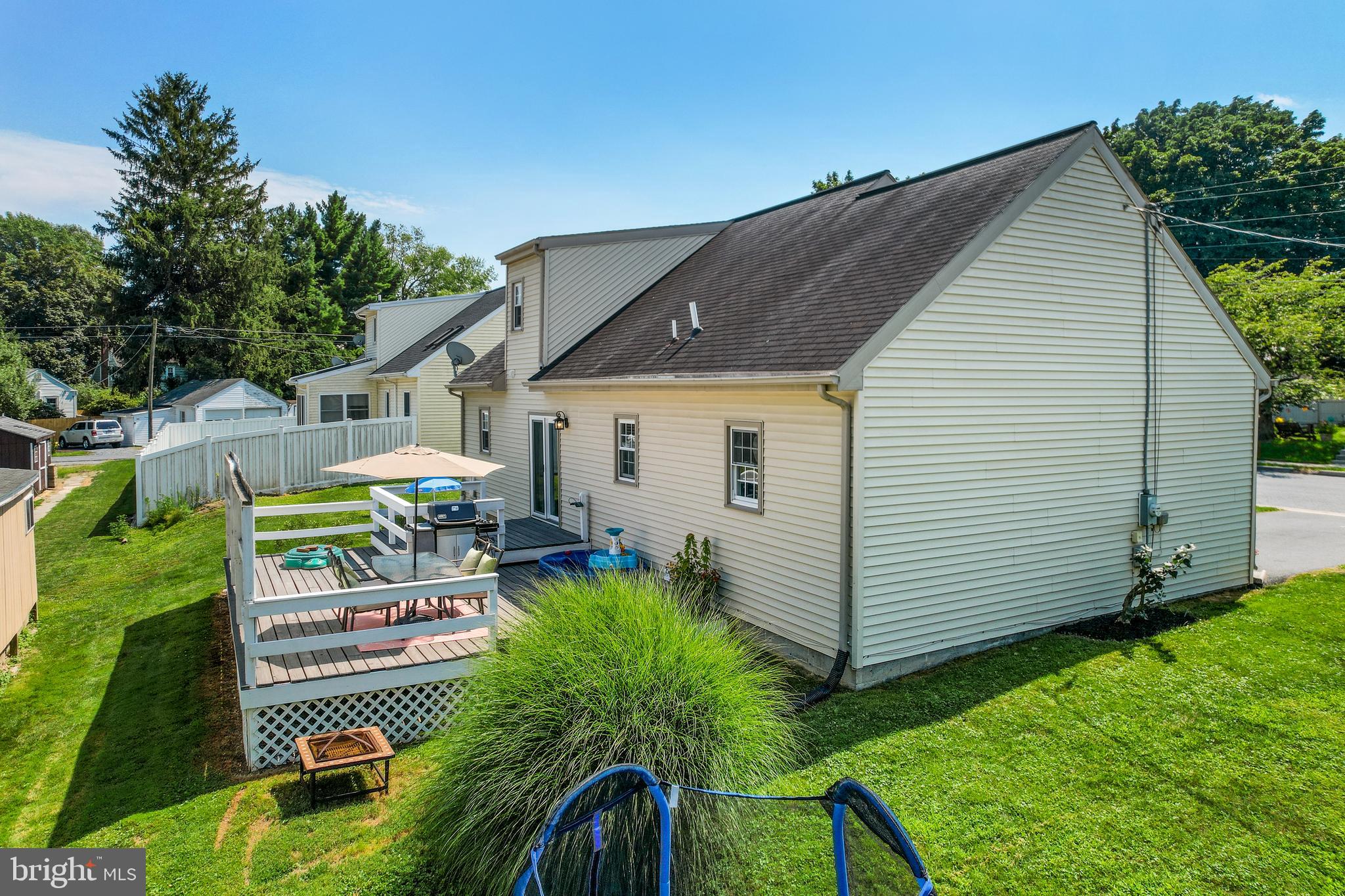 18 North New Street Lititz, PA 17543 - Photo 18 of 28 Cute cape cod on corner lot