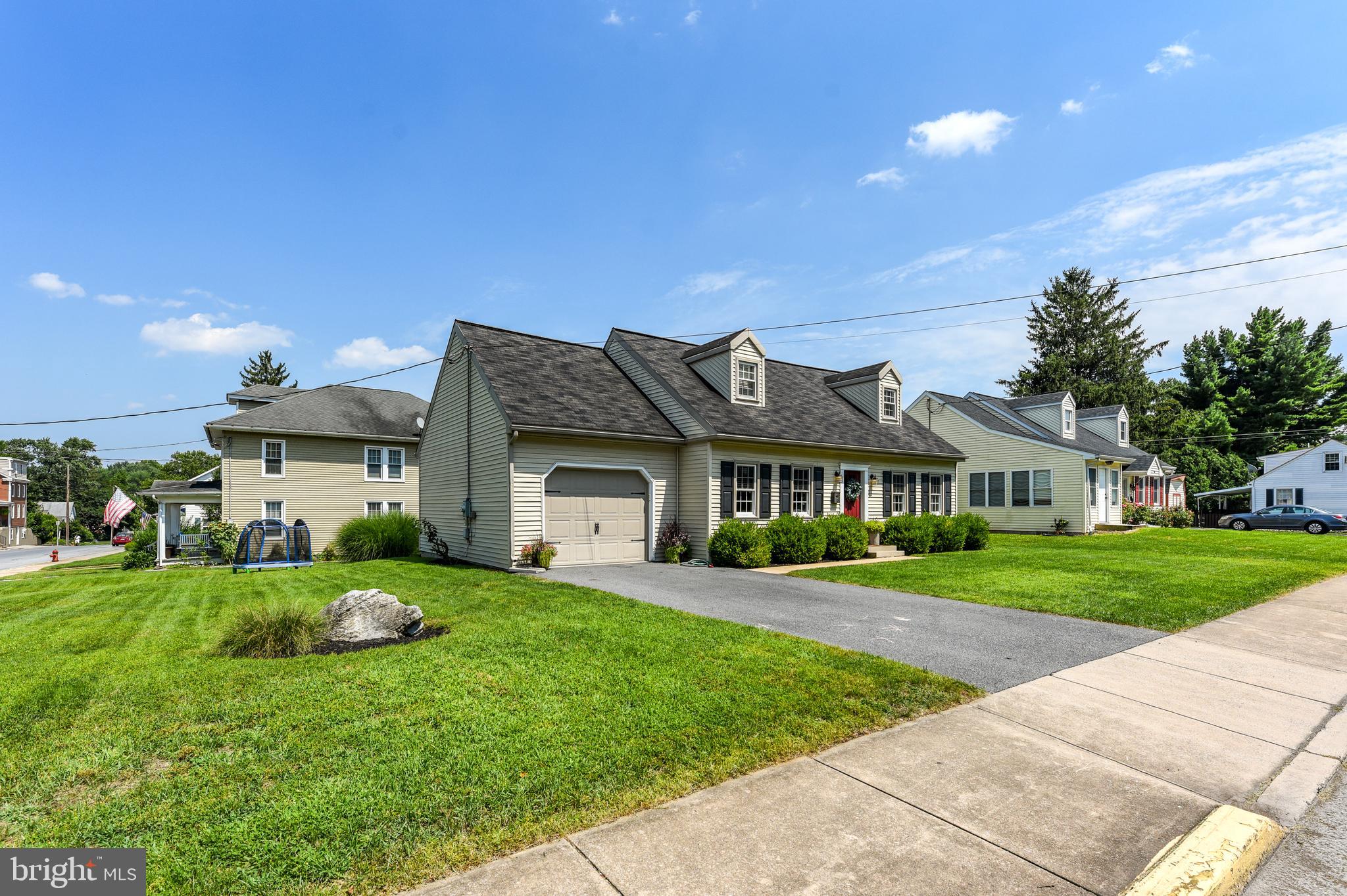 18 North New Street Lititz, PA 17543 - Photo 19 of 28 Features a deep 1 car garage