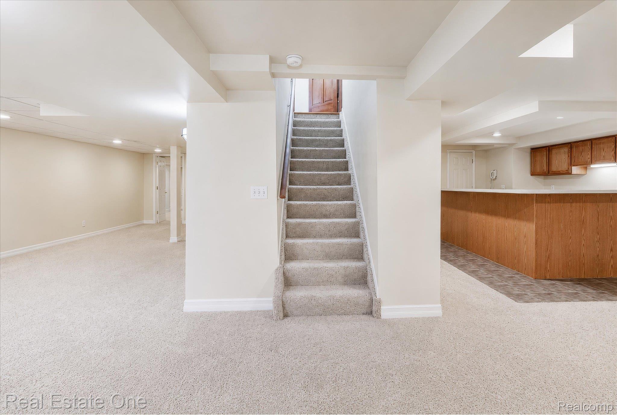 3393 Charlwood Drive Rochester, MI 48306 - Photo 41 of 60 41-046.jpg