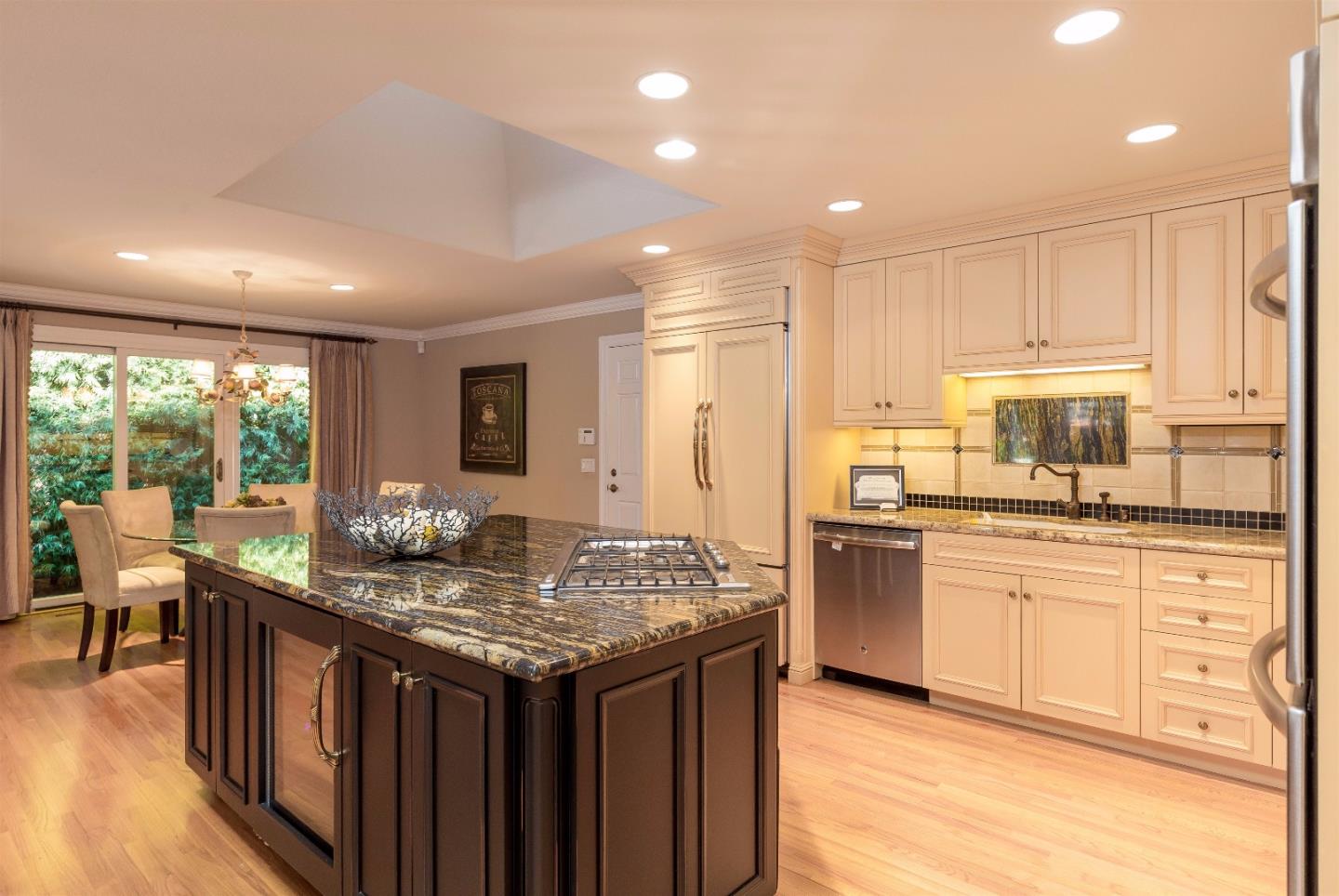 288 Sunkist Lane Los Altos, CA 94022 - Photo 7 of 30