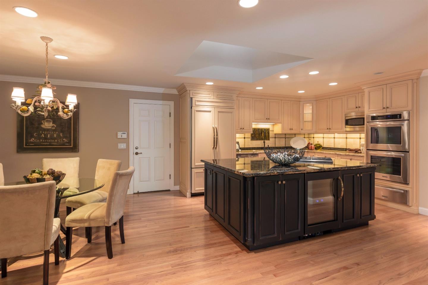 288 Sunkist Lane Los Altos, CA 94022 - Photo 9 of 30