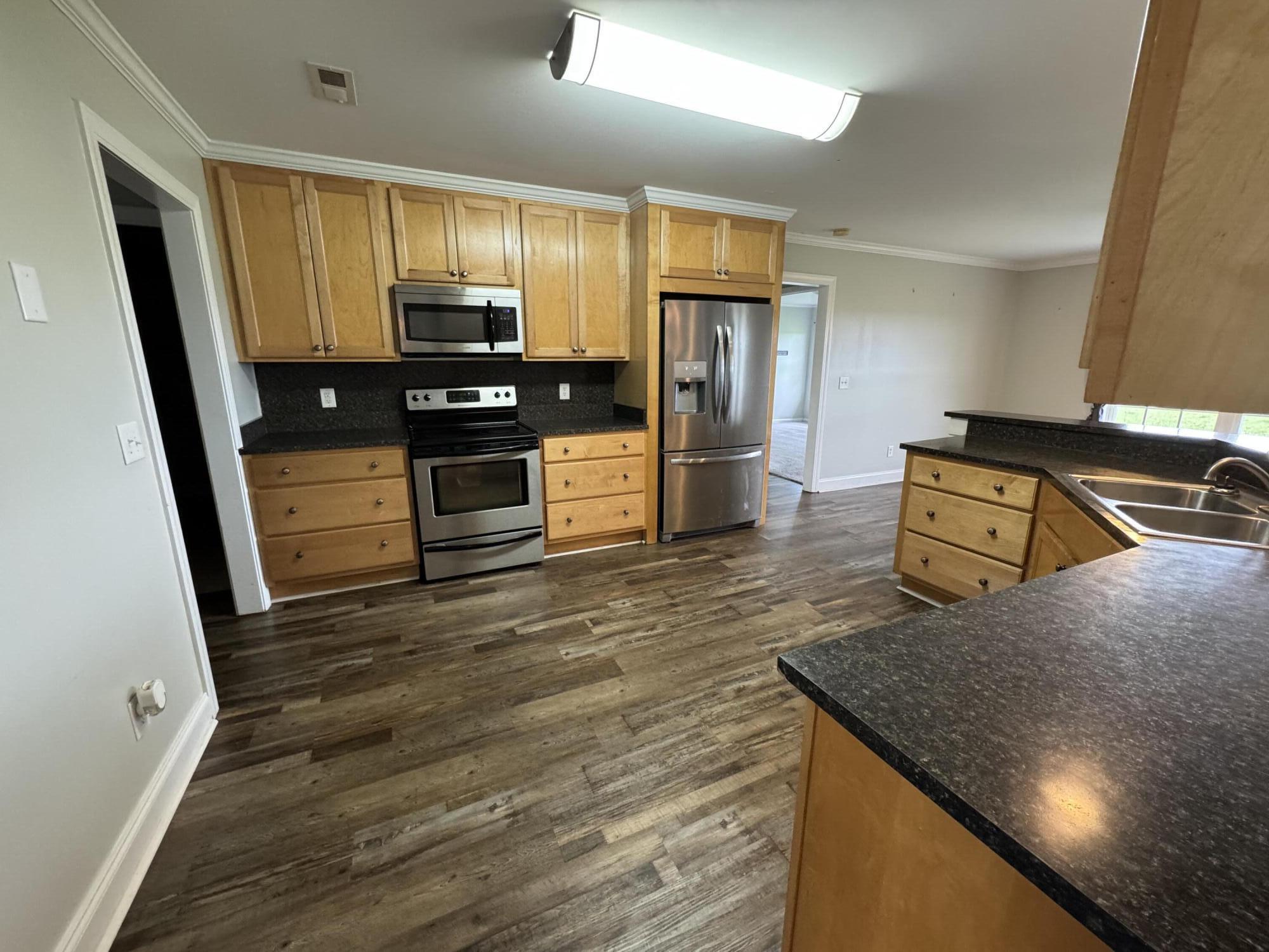 945 Lake Ashwood Road Sumter, SC 29153 - Photo 7 of 23 Gallery Image 7