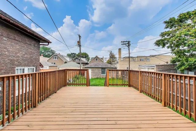 $355,000 | 2212 Grove Avenue, Berwyn, IL 60402