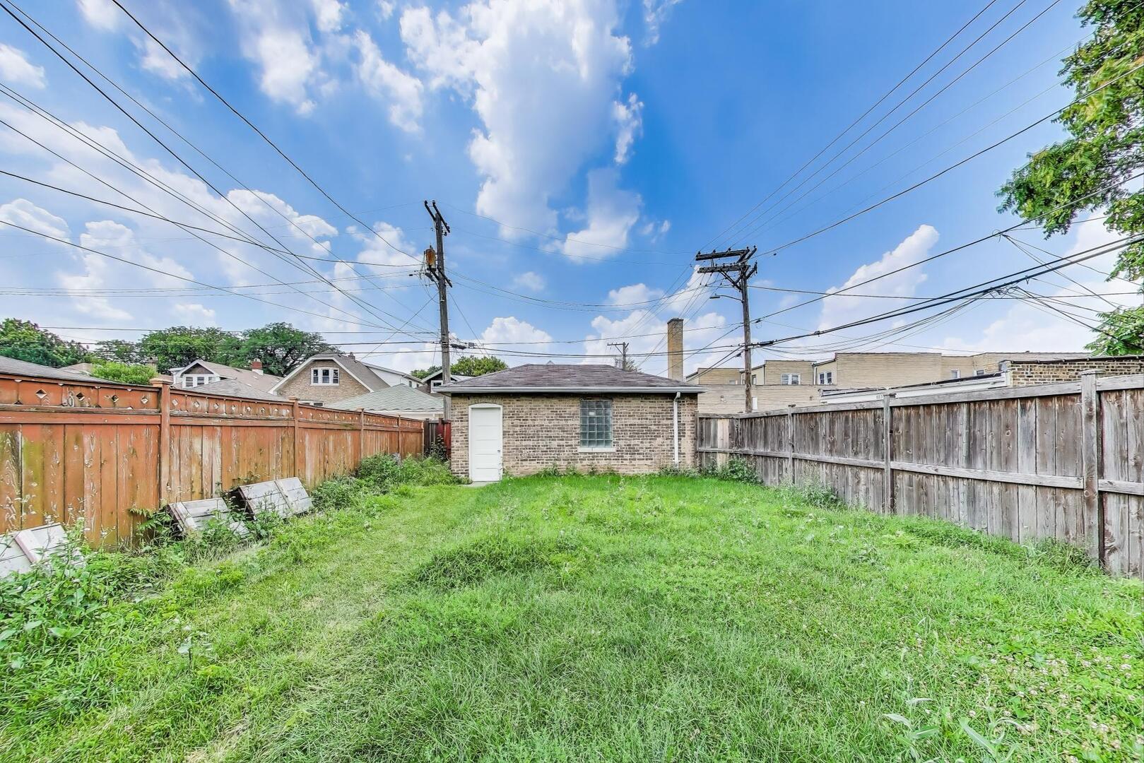 2212 Grove Avenue Berwyn, IL 60402 - Photo 25 of 32