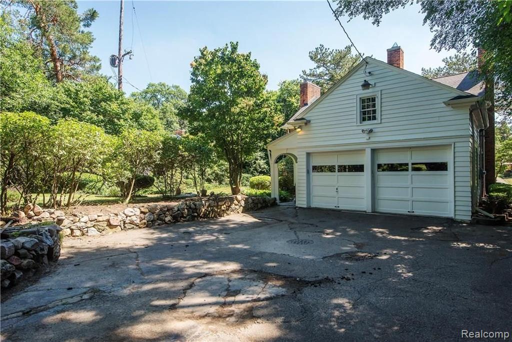 2031 Hampden Road Flint, MI 48503 - Photo 72 of 76 Gallery Image 72