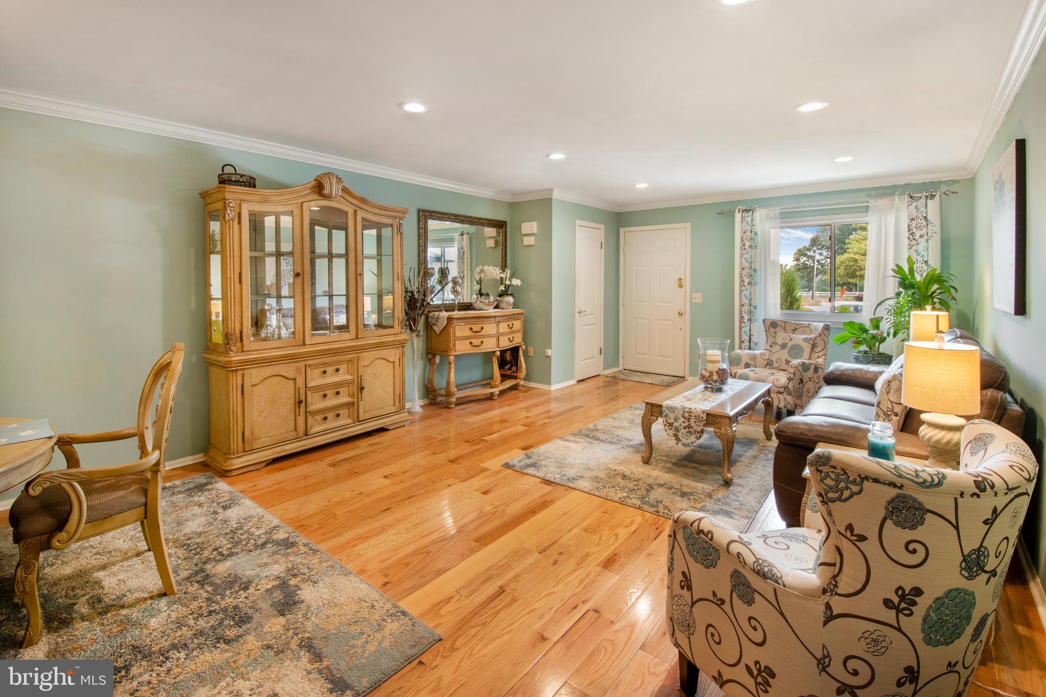 14 Coventry Square Ewing, NJ 08628 - Photo 2 of 21