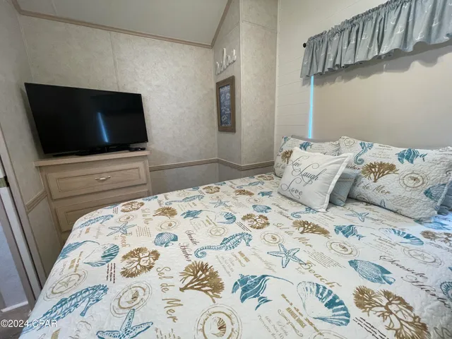 $1,600 | 1219 Thomas Drive, Unit 204, Panama City Beach, FL 32408