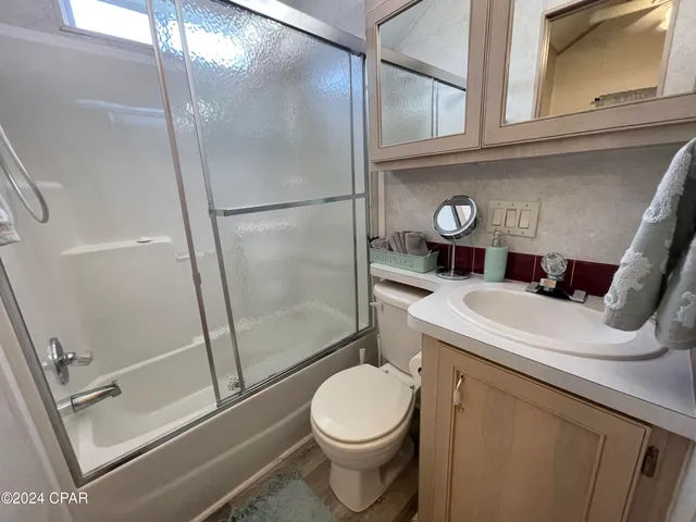 $1,600 | 1219 Thomas Drive, Unit 204, Panama City Beach, FL 32408