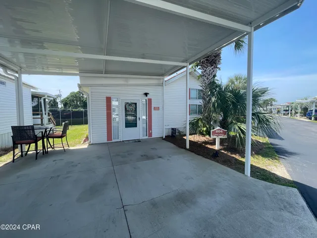 $1,600 | 1219 Thomas Drive, Unit 204, Panama City Beach, FL 32408