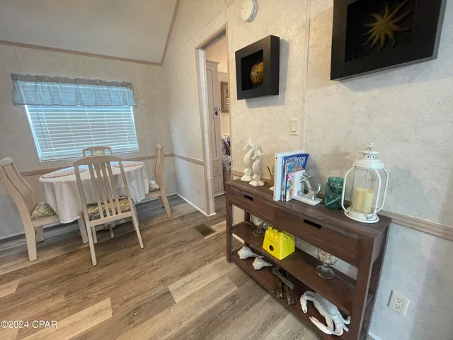 $1,600 | 1219 Thomas Drive, Unit 204, Panama City Beach, FL 32408