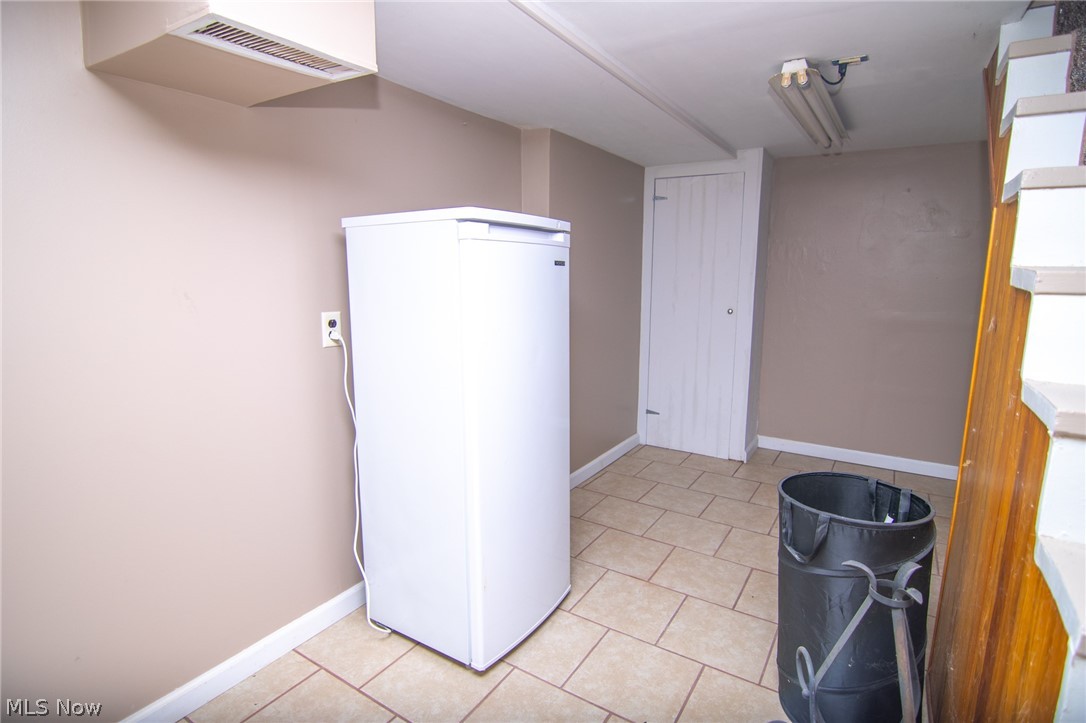 54540 Farr Road Bridgeport, OH 43912 - Photo 25 of 30 Gallery Image 25