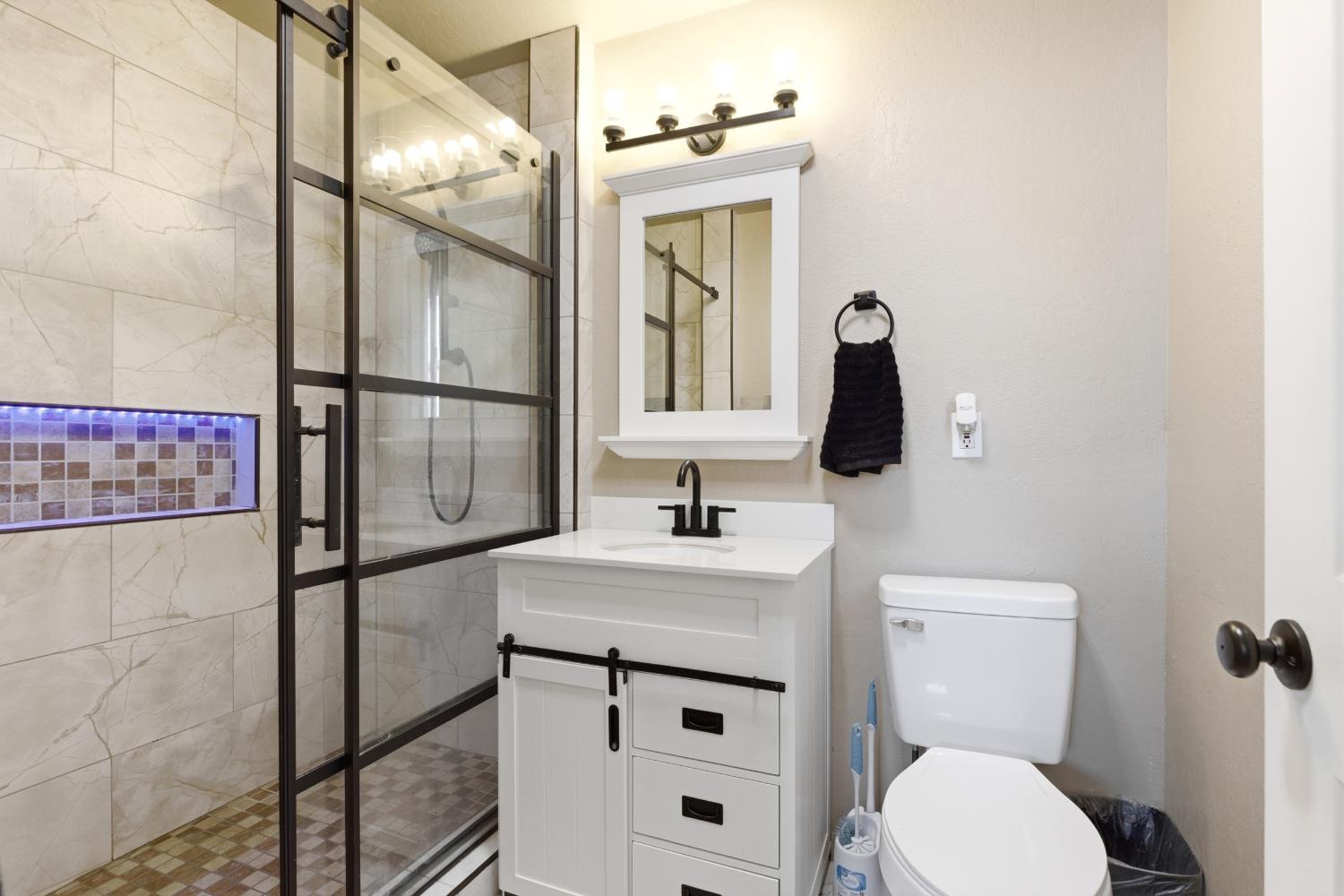 3432 Colonial Drive Modesto, CA 95350 - Photo 16 of 26