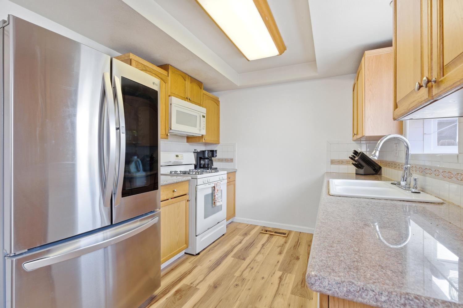 3432 Colonial Drive Modesto, CA 95350 - Photo 9 of 26