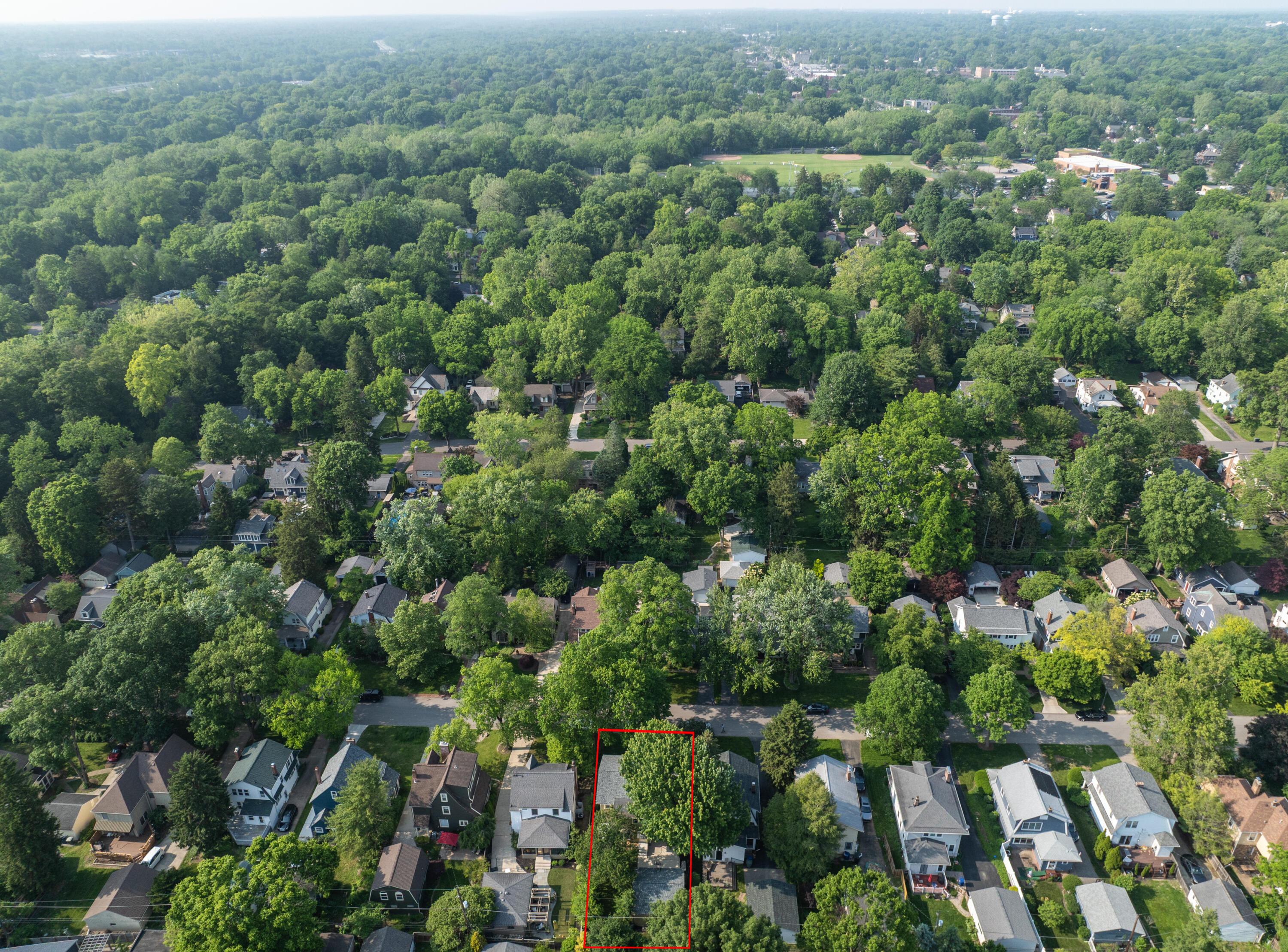 203 Winthrop Road Columbus, OH 43214 - Photo 53 of 60 203-Winthrip-Drone-11